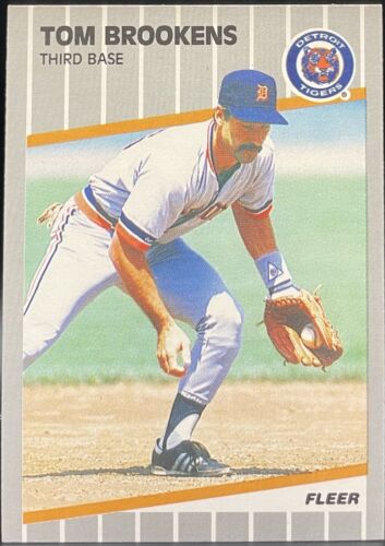 Tom Brookens (Mike Heath) 1989 Fleer #130 Error Detroit Tigers 3rd Baseman/Catch