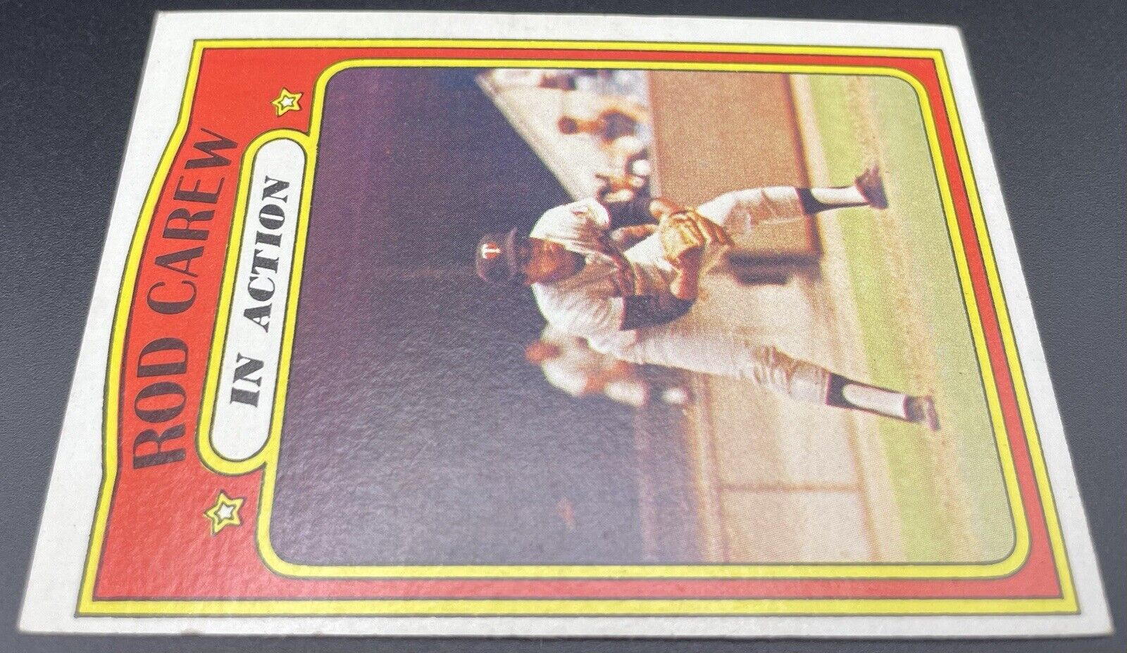 Rod Carew 1972 Topps #696 IN ACTION MINNESOTA TWINS 