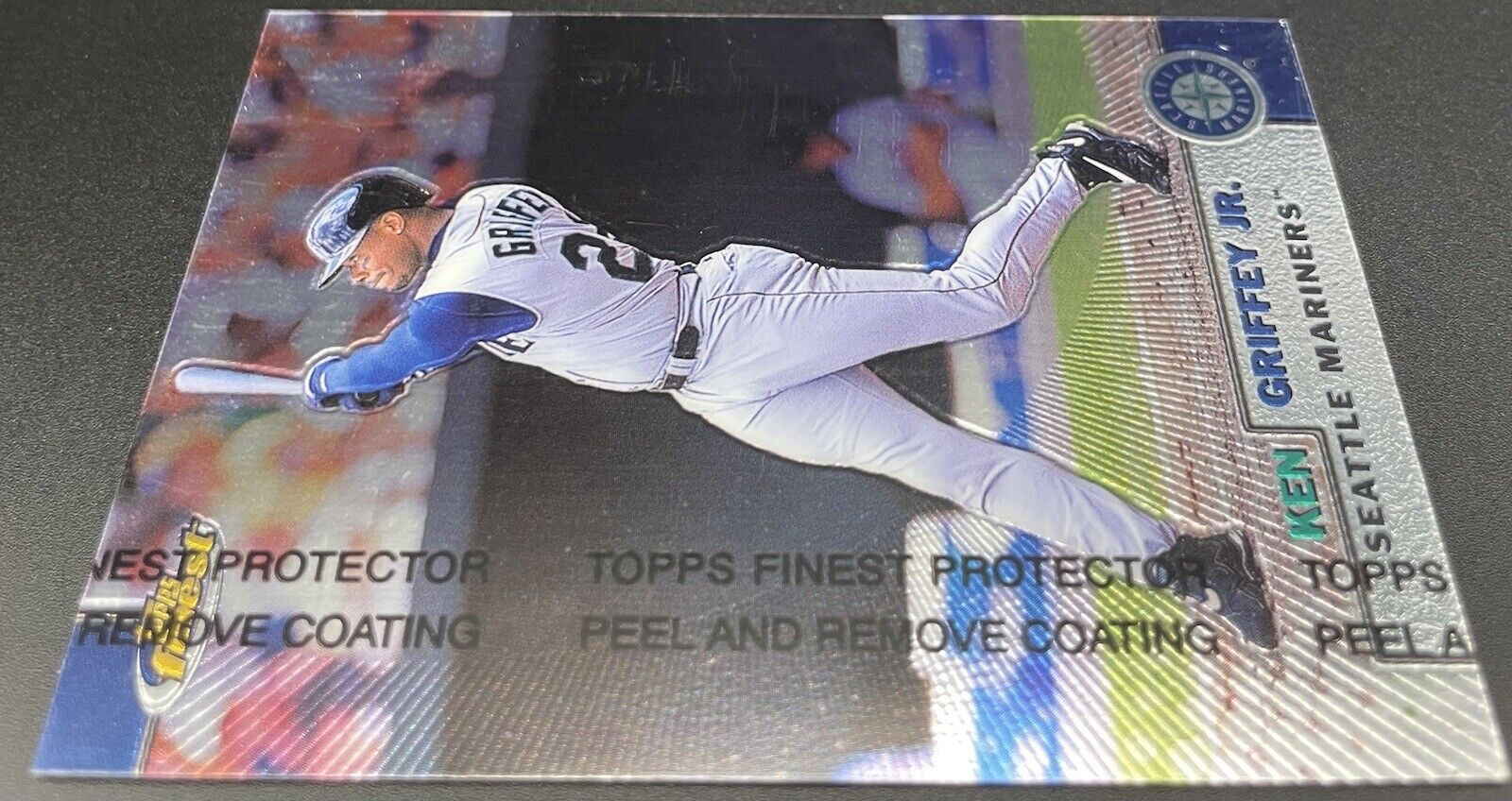 Ken Griffey Jr￼1999 Topps Finest - #200 Seattle Mariners Mint Plastic Sealed