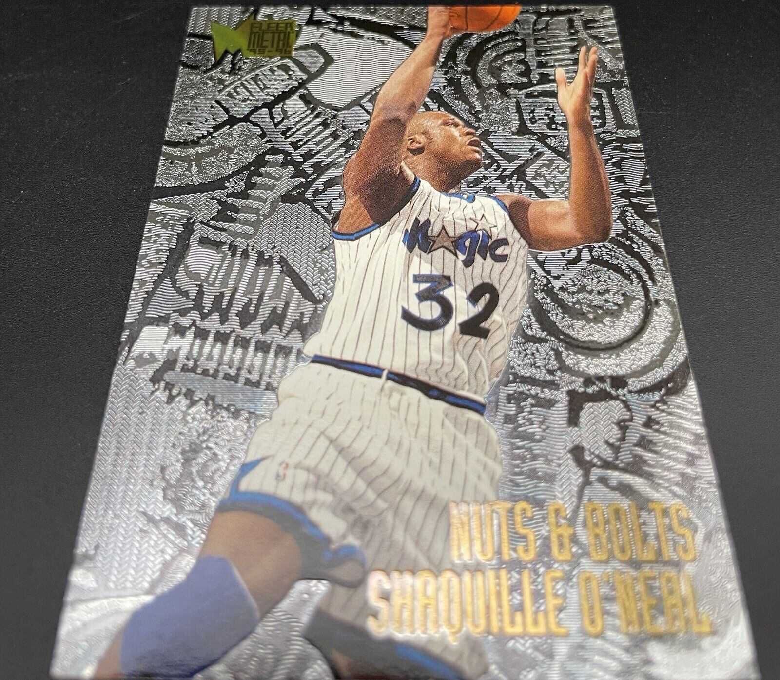 Shaquille O’Neal 1996 Skybox Fleer Metal #215 Orlando Magic