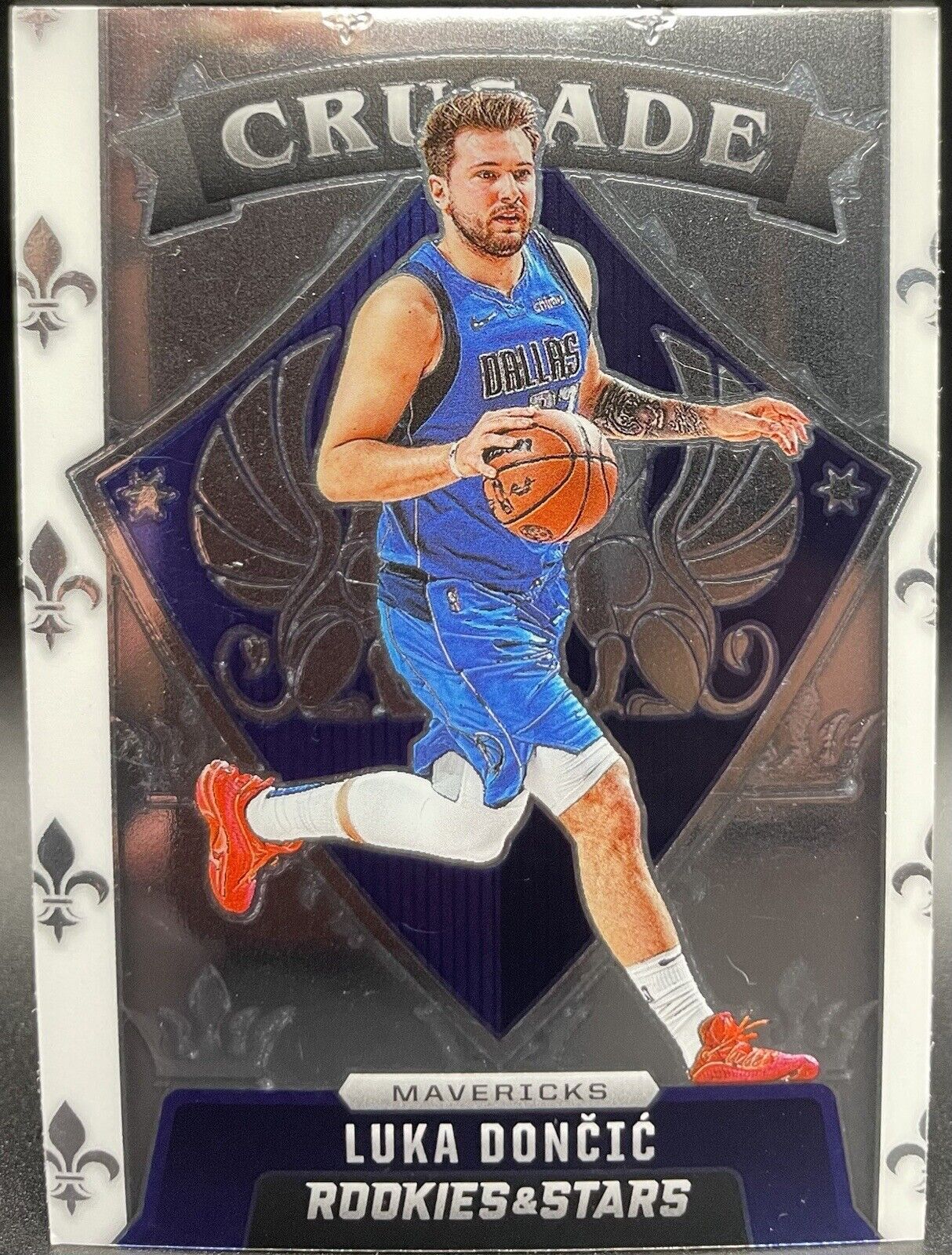 2021 Panini Chronicles Luka Doncic #625 Dallas Mavericks Crusade rookie stars