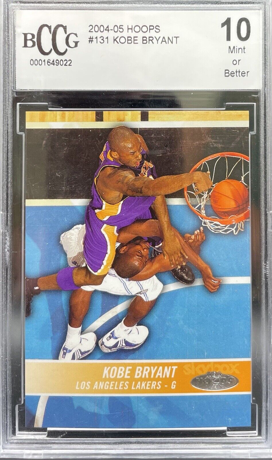 2004-05 FLEER NBA HOOPS #131 KOBE BRYANT BCCG 10 Mint Los Angeles Lakers