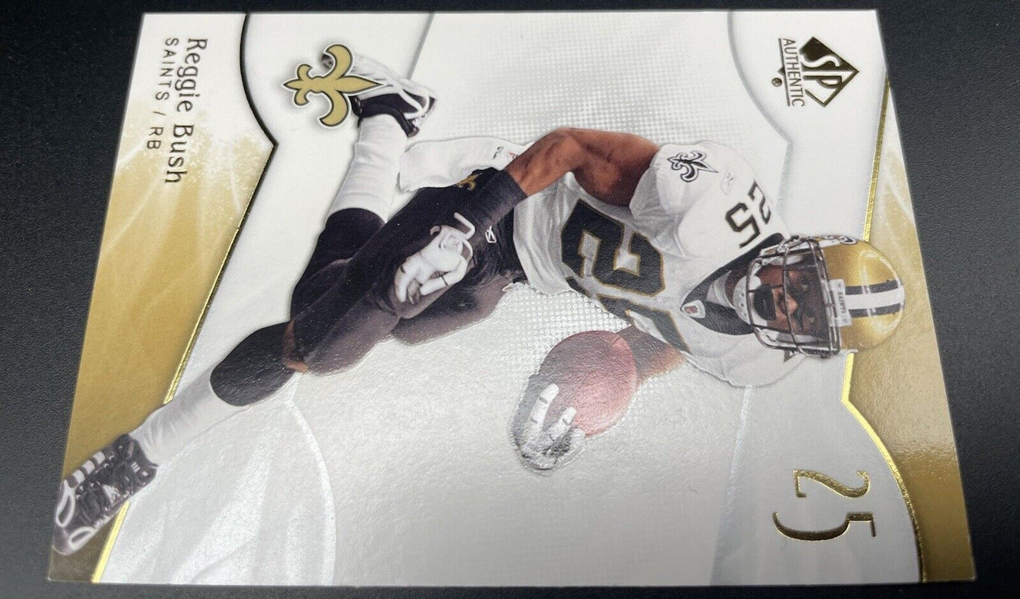 2009 SP AUTHENTIC REGGIE BUSH NEW ORLEANS SAINTS #84