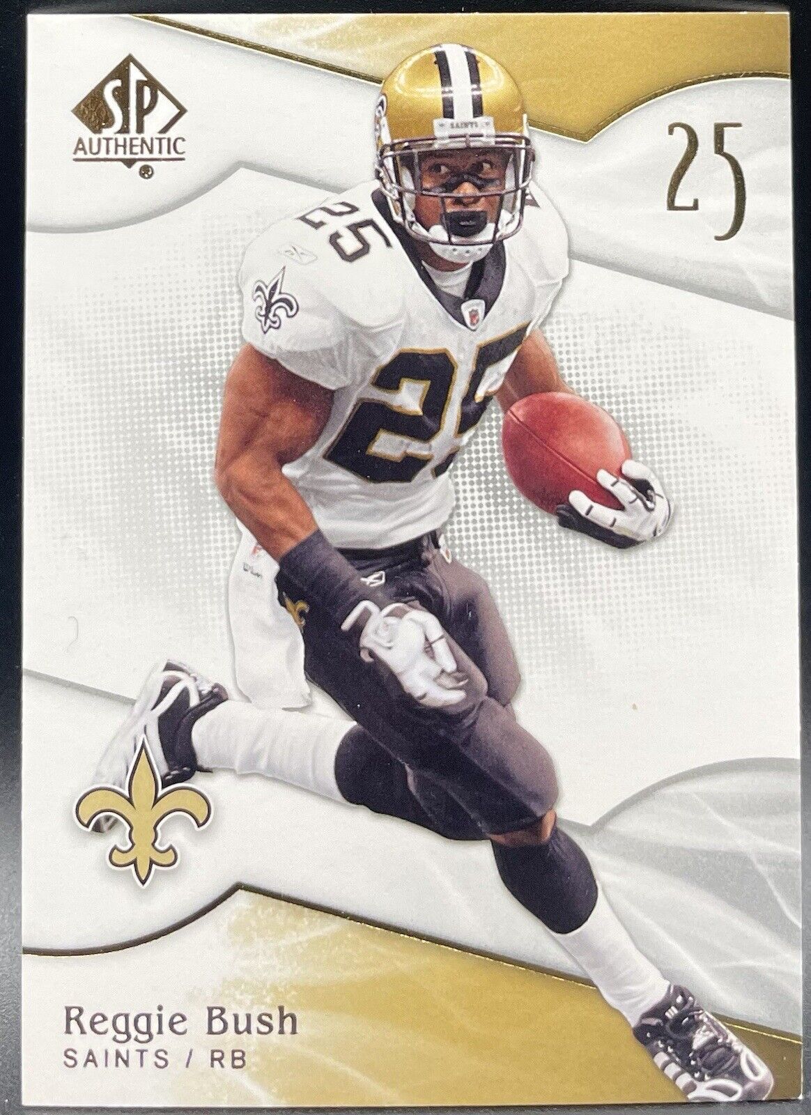 2009 SP AUTHENTIC REGGIE BUSH NEW ORLEANS SAINTS #84