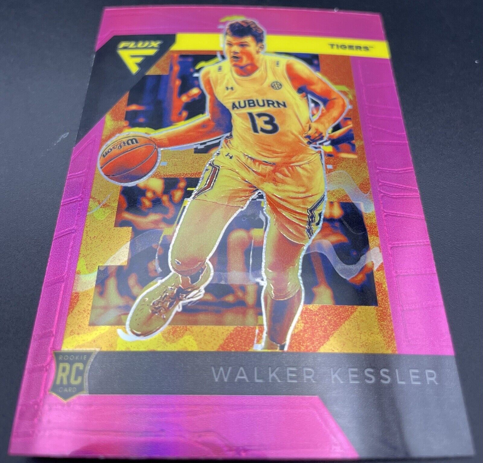 Walker Kessler 2022 Panini Chronicles Pink Flux #16 RC Utah Jazz