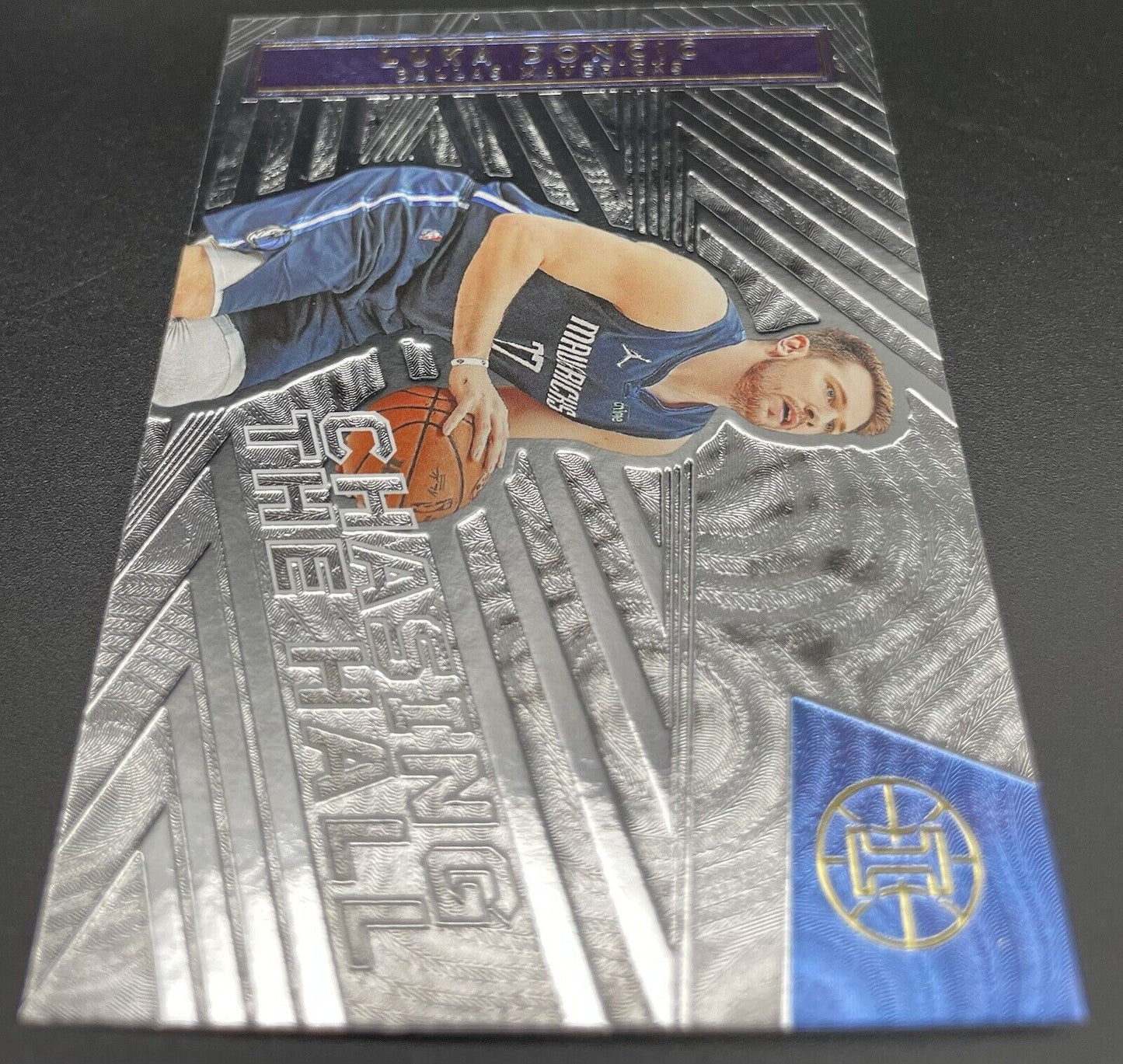 2021-22 Panini Illusions #7 Luka Doncic Chasing the Hall