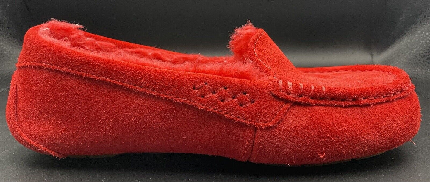 Womens Suede Ugg Moccasin Marrah Red size 5 used great condition