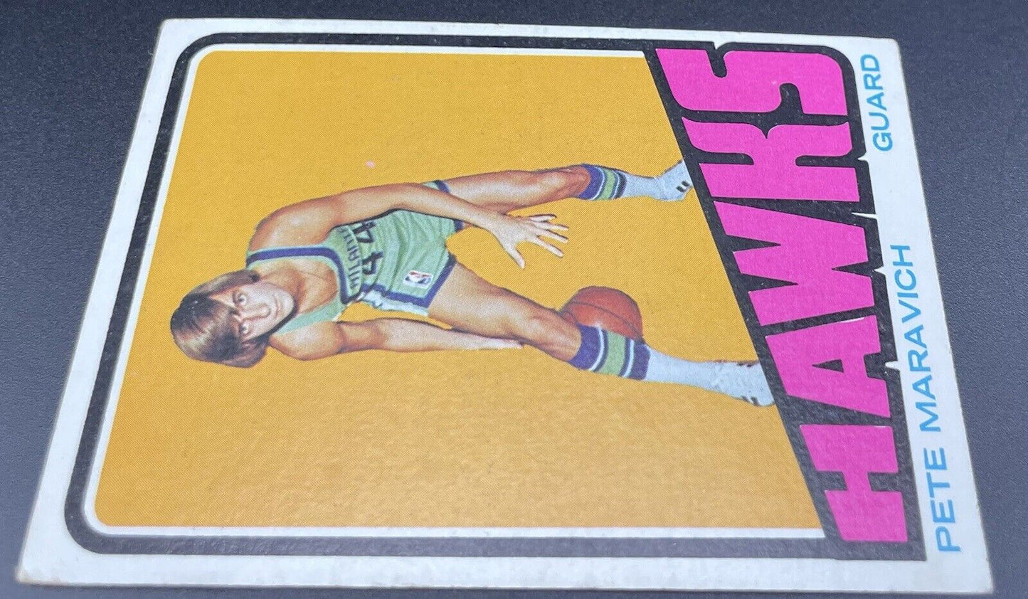 Pete Maravich (Pistol Pete) 1972 Topps #5 HOF Atlanta Hawks