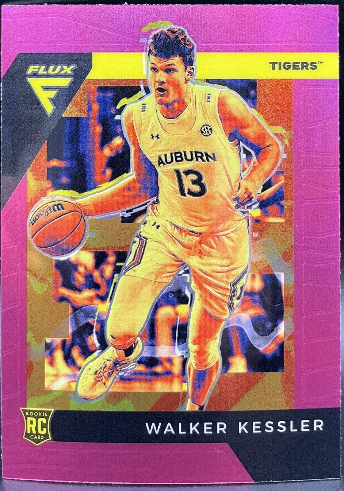 Walker Kessler 2022 Panini Chronicles Pink Flux #16 RC Utah Jazz