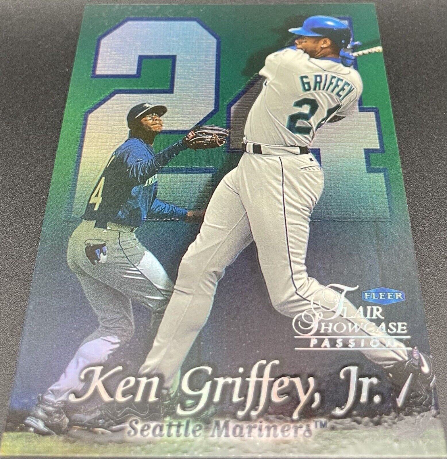 Ken Griffey Jr 1999 Flair Showcase - Row 2 #3 Seattle Mariners Great Condition🔥