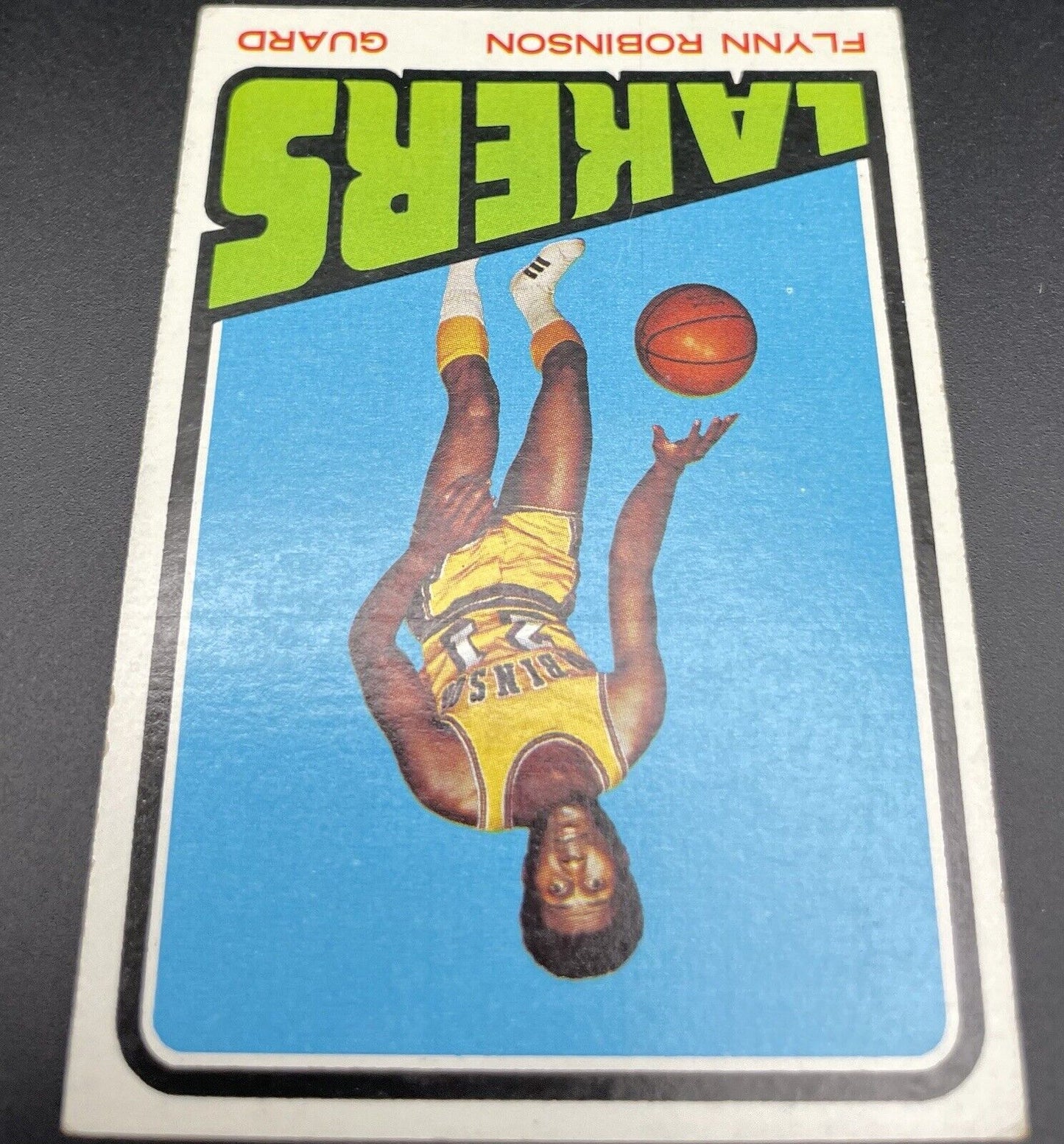 Flynn Robinson  1972 Topps #104 Los Angeles Lakers 