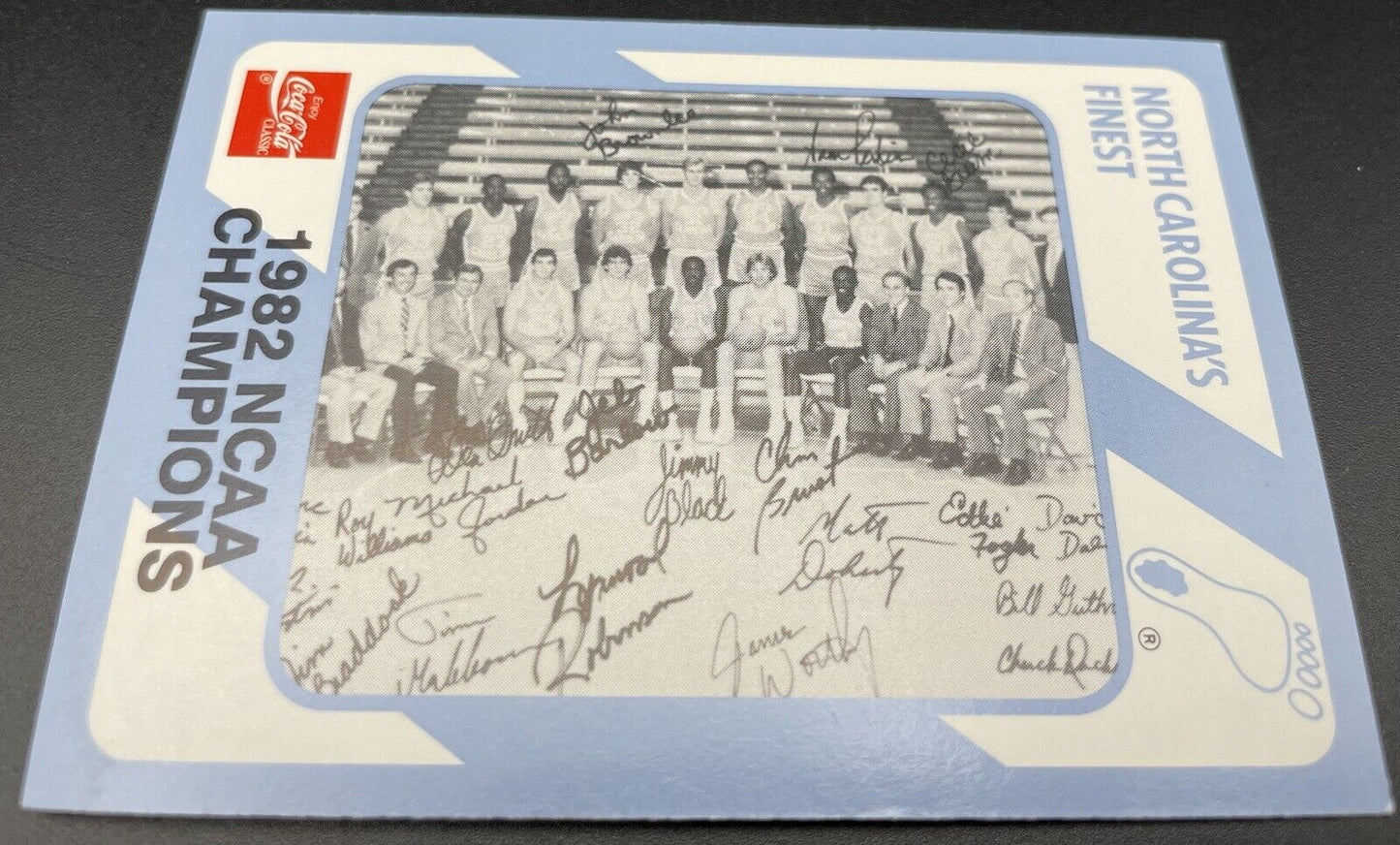 1989-90 Collegiate Collection #200 NORTH CAROLINA 1982 NCAA CHAMPIONS - Jordan