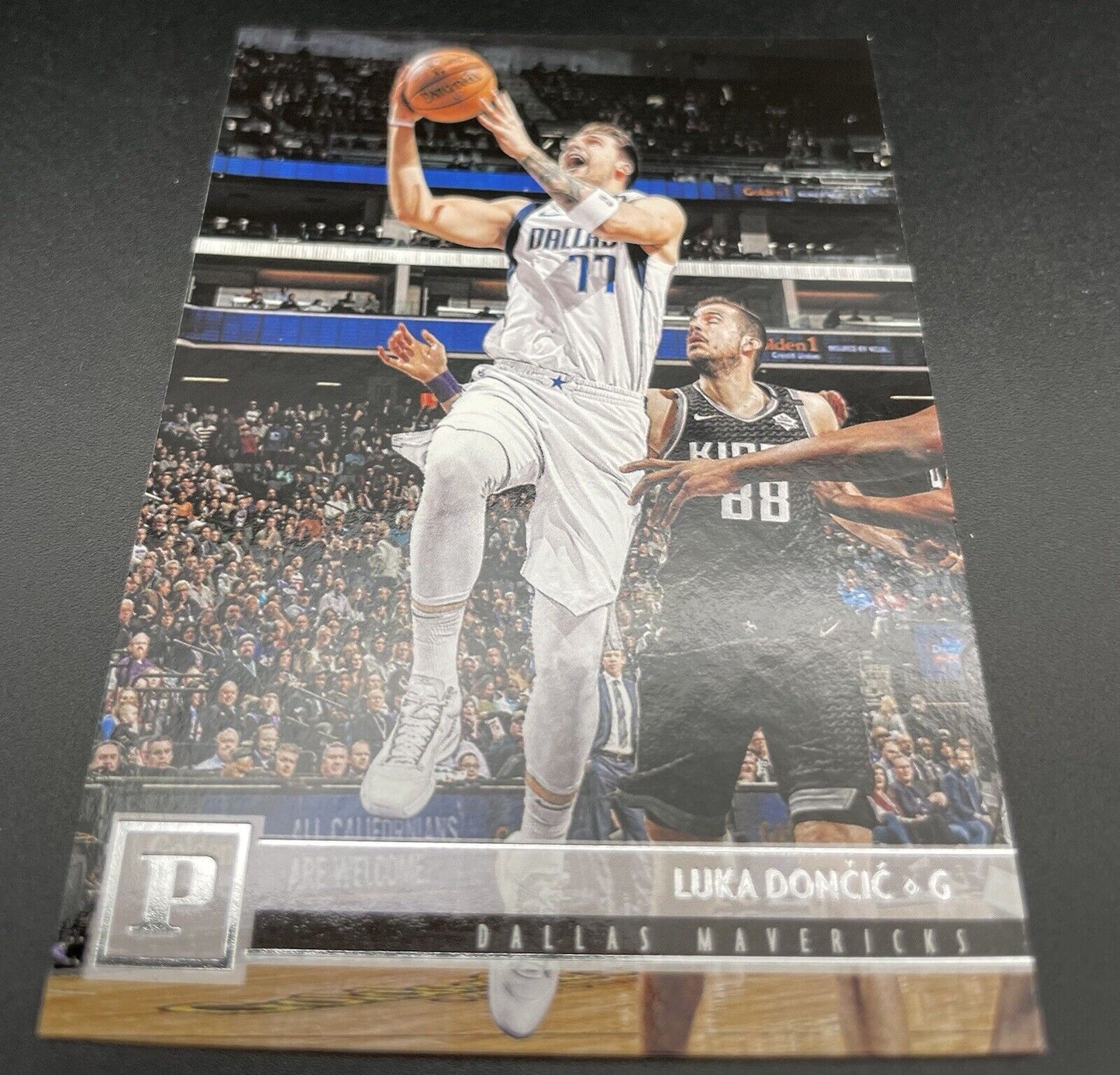 Luka Doncic 2019 Panini Chronicles #114 Dallas Mavericks￼