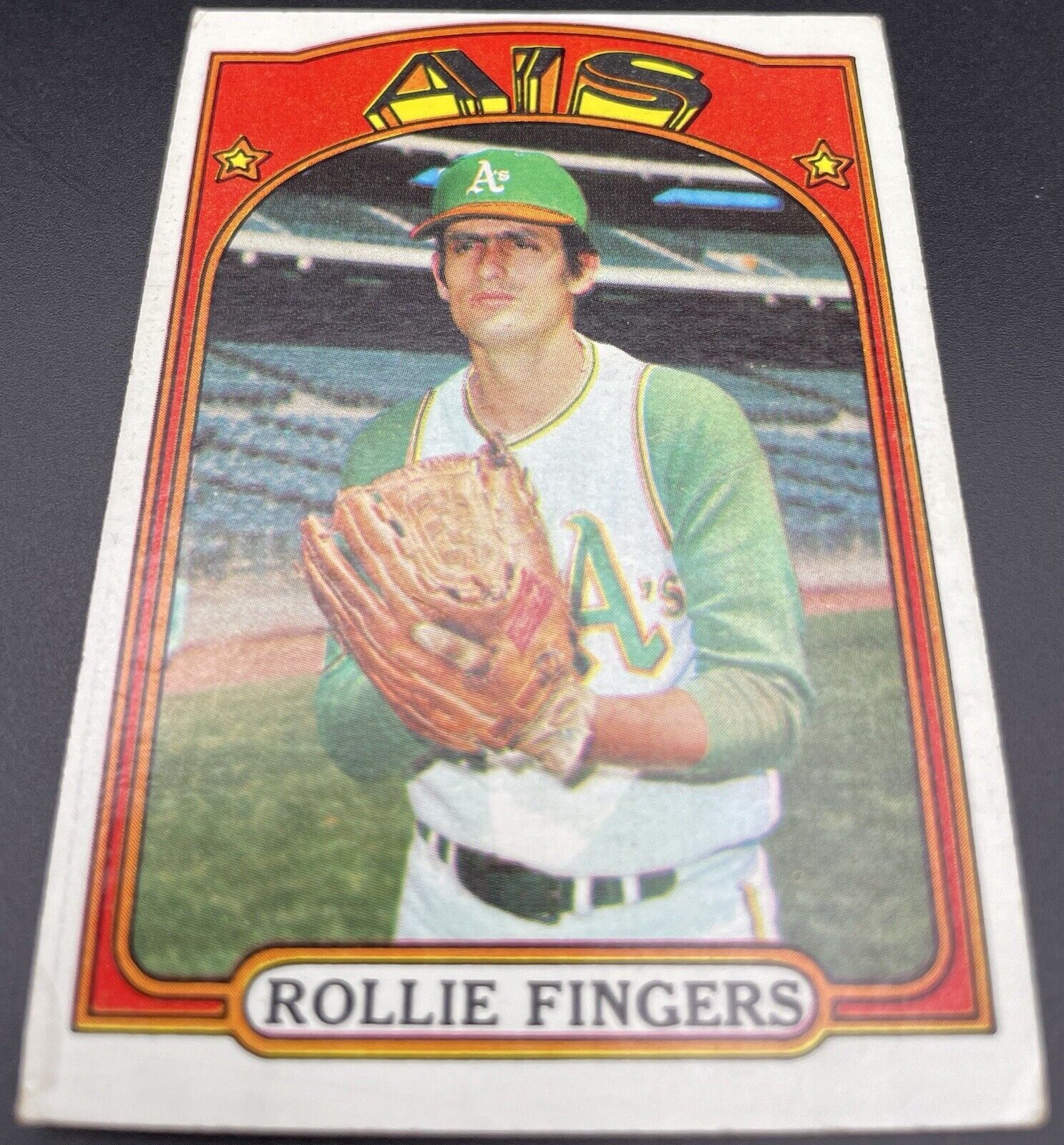 Rollie Fingers 1972 Topps #241 Works Series Champions Oakland Athletics