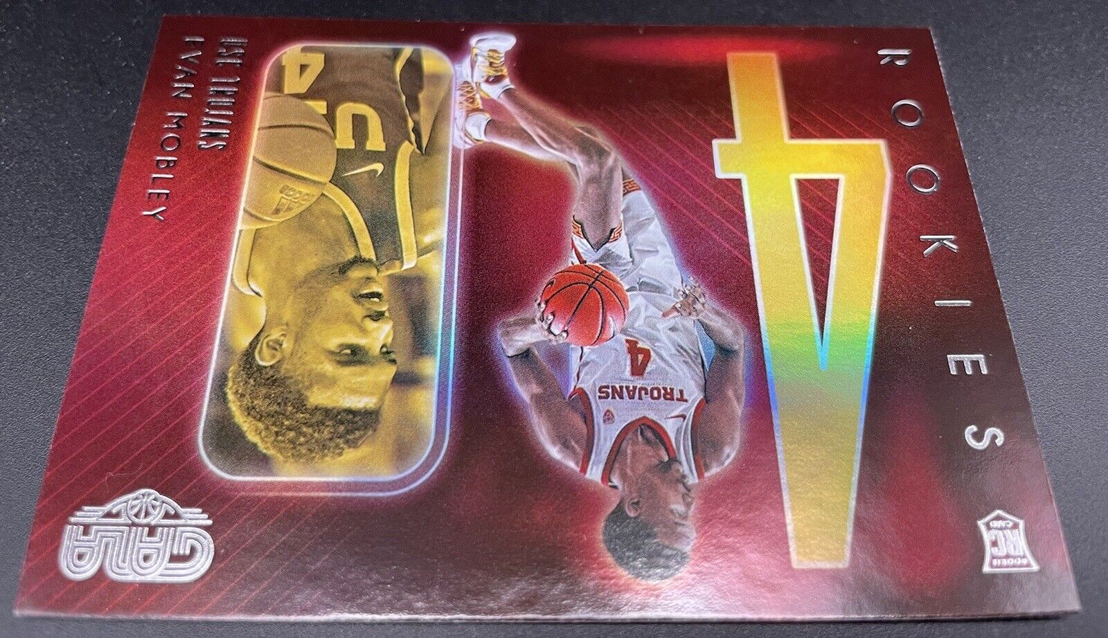 EVAN MOBLEY RC Parallell- 2021 Panini Chronicles Gala #182 PINK RC  - Cavaliers 