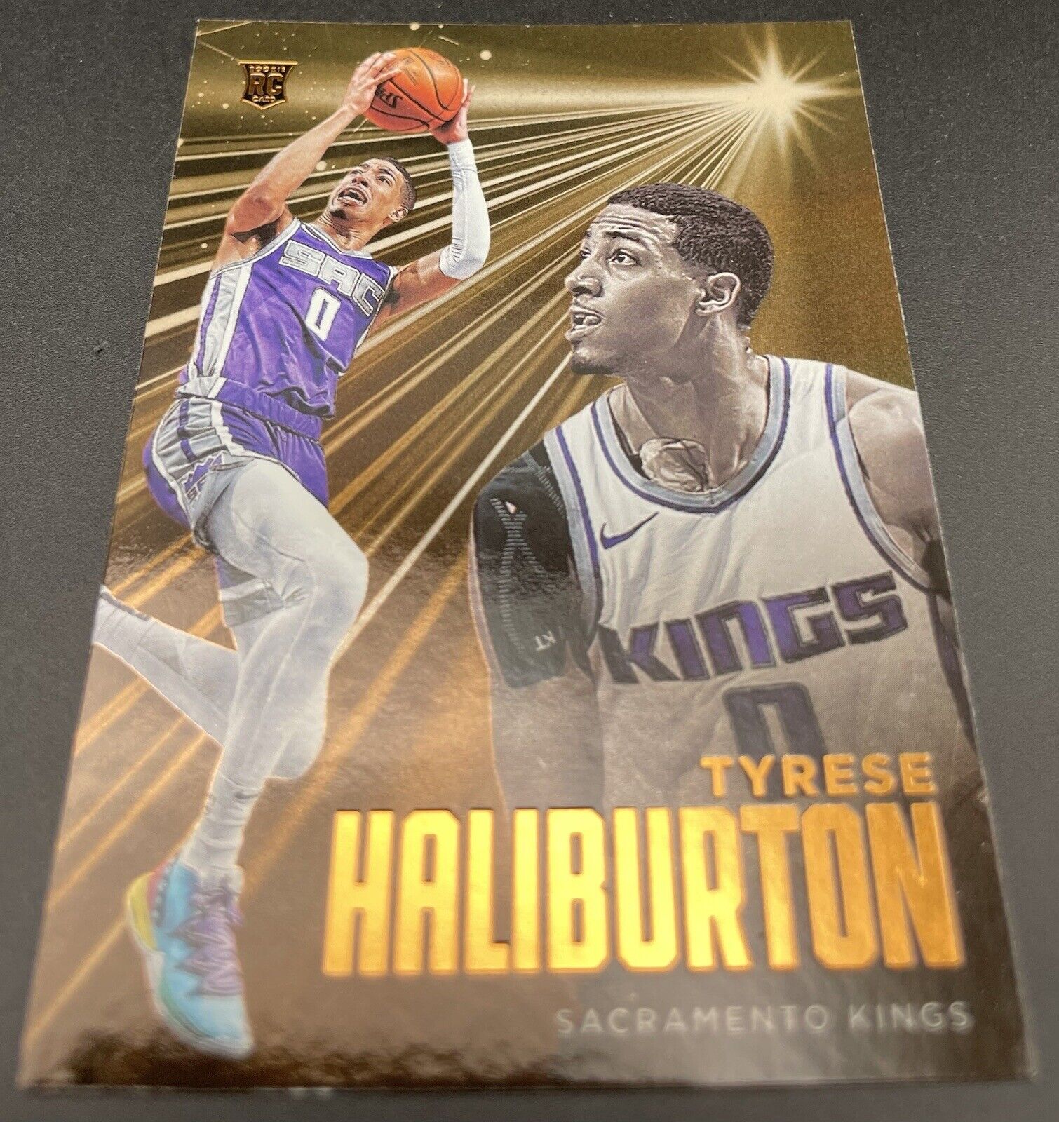 2020-21 Panini Chronicles Essentials TYRESE HALIBURTON #204 Rookie Card RC 