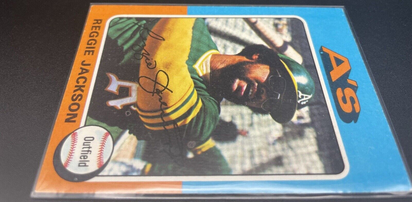 Reggie Jackson 1975 Topps #300 Oakland A’s