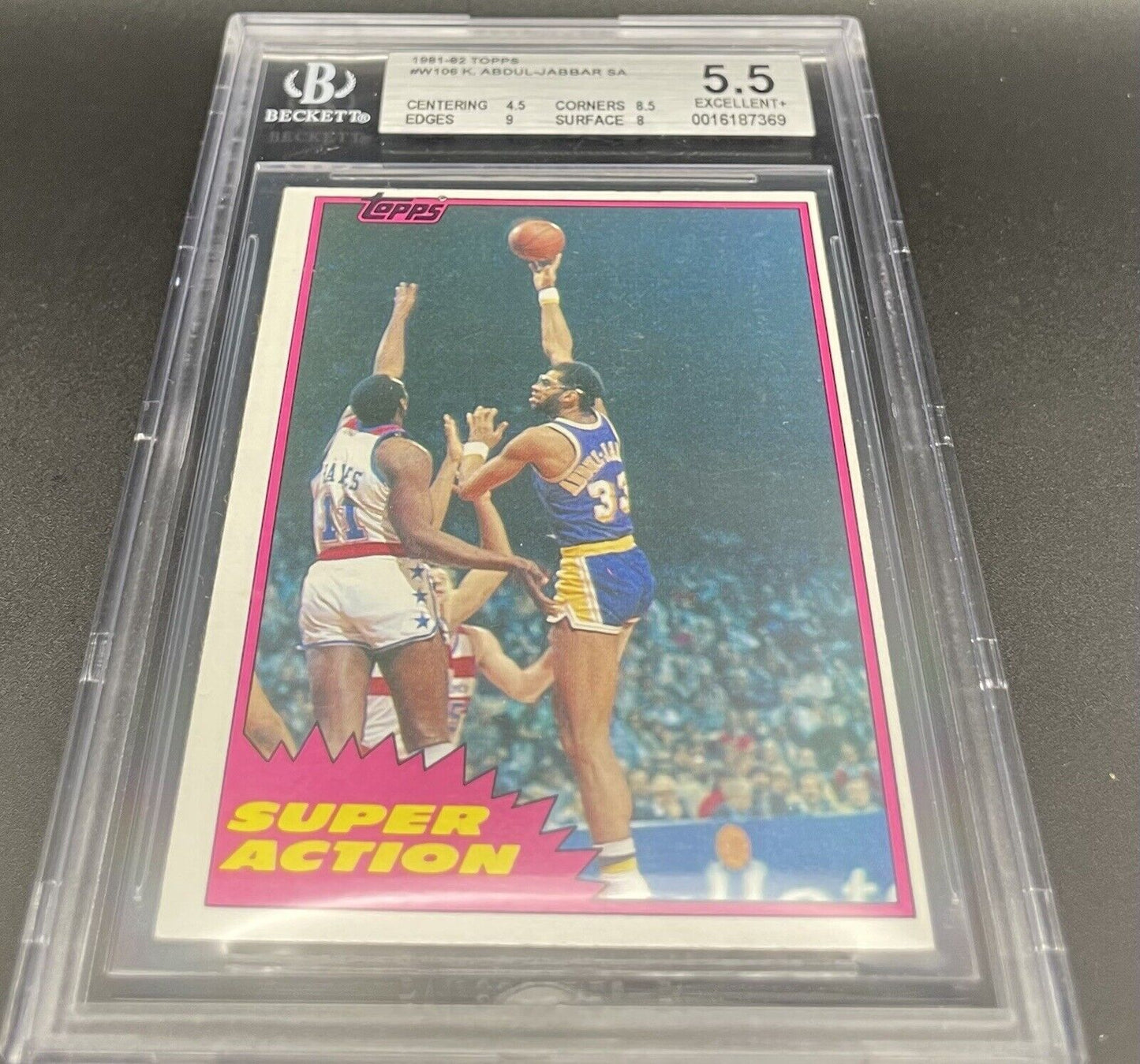 Kareem Abdul-Jabbar 1981 Tops #106 Super Action Beckett  Graded LA Lakers