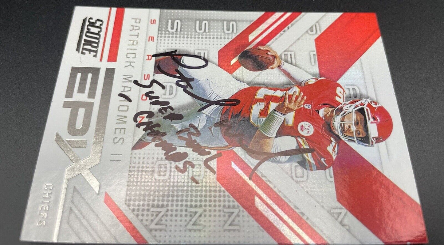 Patrick Mahomes II 2019 Panini Score Epic #ES-3 On Card Autograph Chiefs